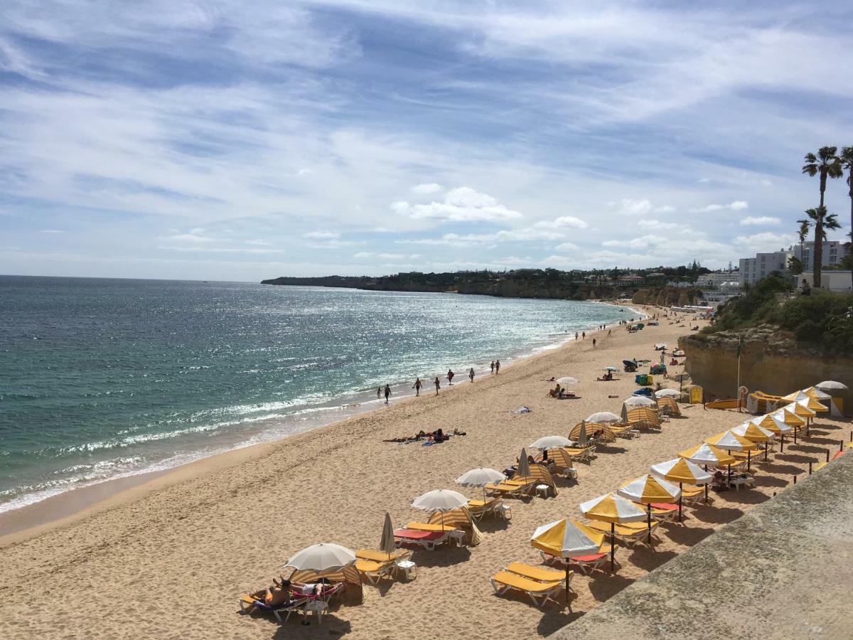 Xperience Algarve - village center Armação de Pêra Esterno foto